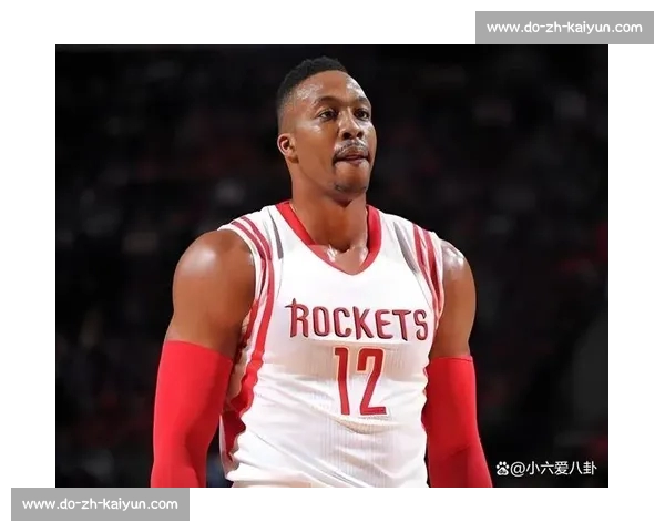 比斯利霍华德硬刚芬森！BIG3 上演退役球星暴力美学，抱摔冲突 + 垃圾话引爆全场