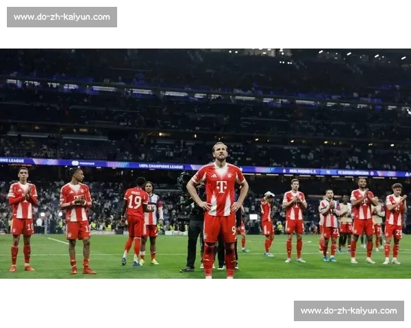 诺伊尔七次扑救 + 凯恩双响，拜仁 4-2 晋级世俱杯八强战巴黎